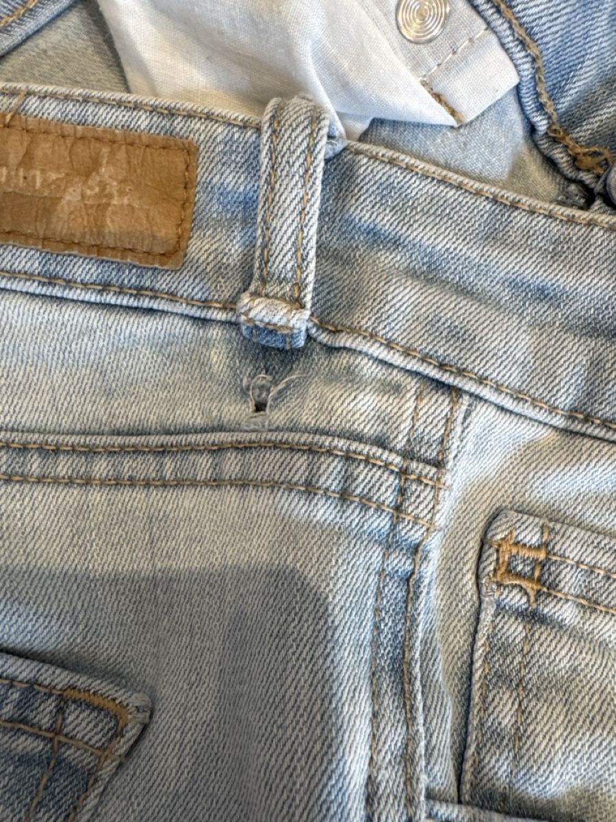 Pull&Bear Jeans: Jeans PULL&BEAR hellblau – D'occasion à Zweidlen par sweetchili_03 2