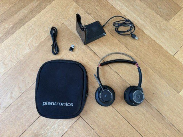 Plantronics Cuffie: Plantronics Poly Voyager 4320, top Zustand – Nuovo (secondo la descrizione) da Aarau venduto da Sasa75 1