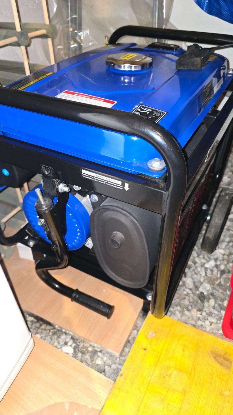 Generatori di corrente: Stromaggregat 2,5kW STG3000 neuwertig – Usato da Schaffhausen venduto da ora_fpw6 4