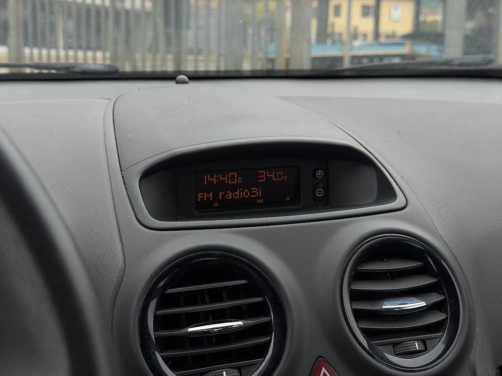 Automobili: Opel Corsa 1.4i (AUTOMATICA - COLLAUDATA!) – Usato da Agno venduto da jonnyautosagl 8