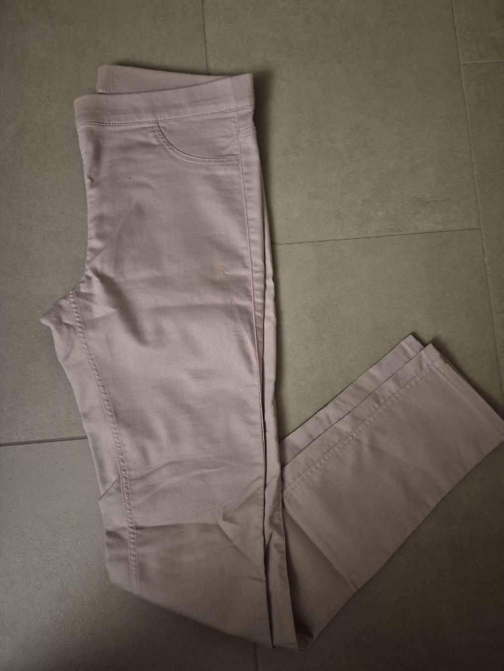 Lotti di vestiti: 5-teiliges Kleiderpaket Gr. S – Usato da Derendingen venduto da Carand12 5