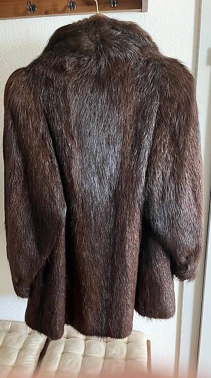 Giacche: Veste courte en fourrure taille 38 – Nuovo (secondo la descrizione) da Renens VD venduto da ele_dkq8 1