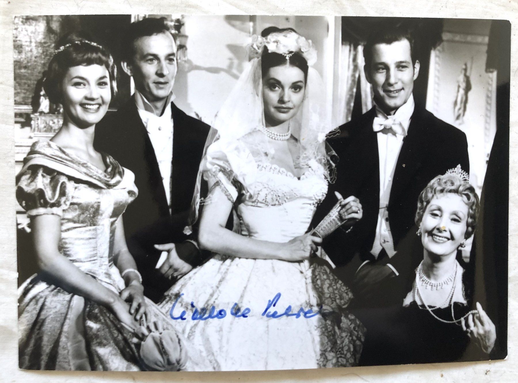 Autografi: Orig. Autogramm - LISELOTTE PULVER – Usato da Schaffhausen venduto da durruti