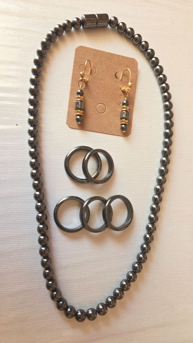 Orecchini pendenti & Orecchini a lobo: Schmuck Set Hämatit Ohrringe Kette Ring Modeschmuck – Usato da Weggis venduto da Leeclipse