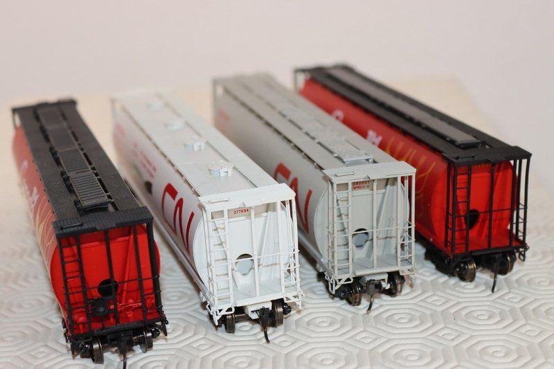 Modellini di ferrovie: 4 US Güterwagen ( 553 ) – Usato da Kerzers venduto da Winu64 5
