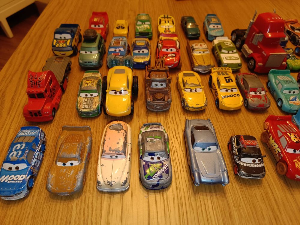 Disney Pixar Cars 52 Stück | Kaufen auf Ricardo