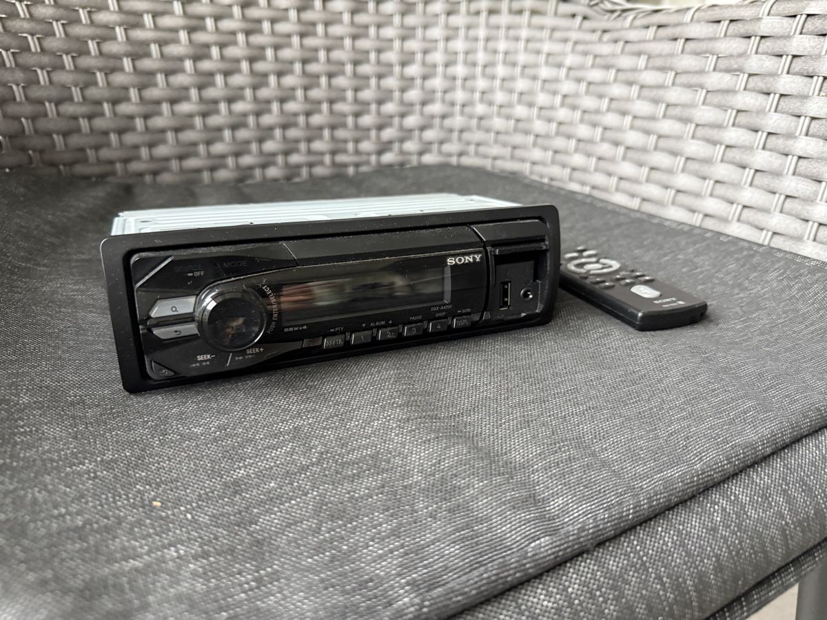 Sony Radio: Sony Autoradio DSX-A42UI USB – Usato da Giswil venduto da urr_7c5j 5
