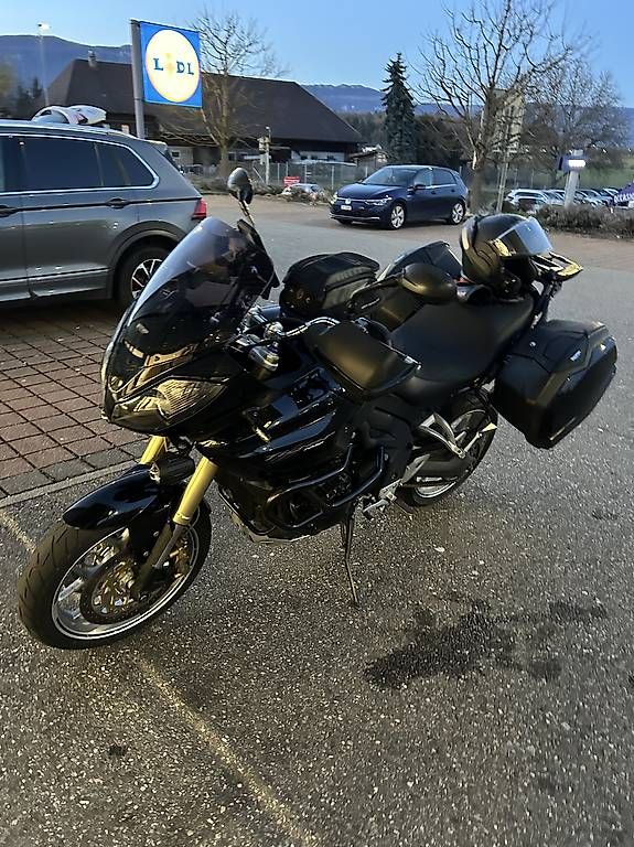 Touring: Verkaufe wunderschöne Triumph Tiger 1050 – Usato da Biberist venduto da sch_2gq6 2