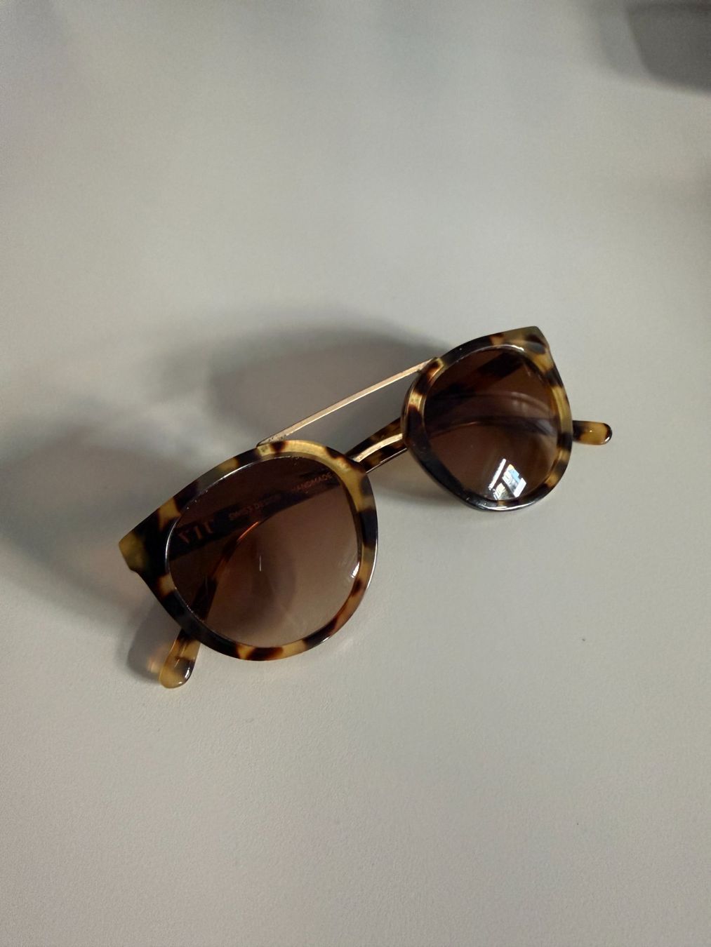 Viu Occhiali & Lenti: VIU - The Starlet Sonnenbrille getigert – Usato da Zürich venduto da Diazaio 1