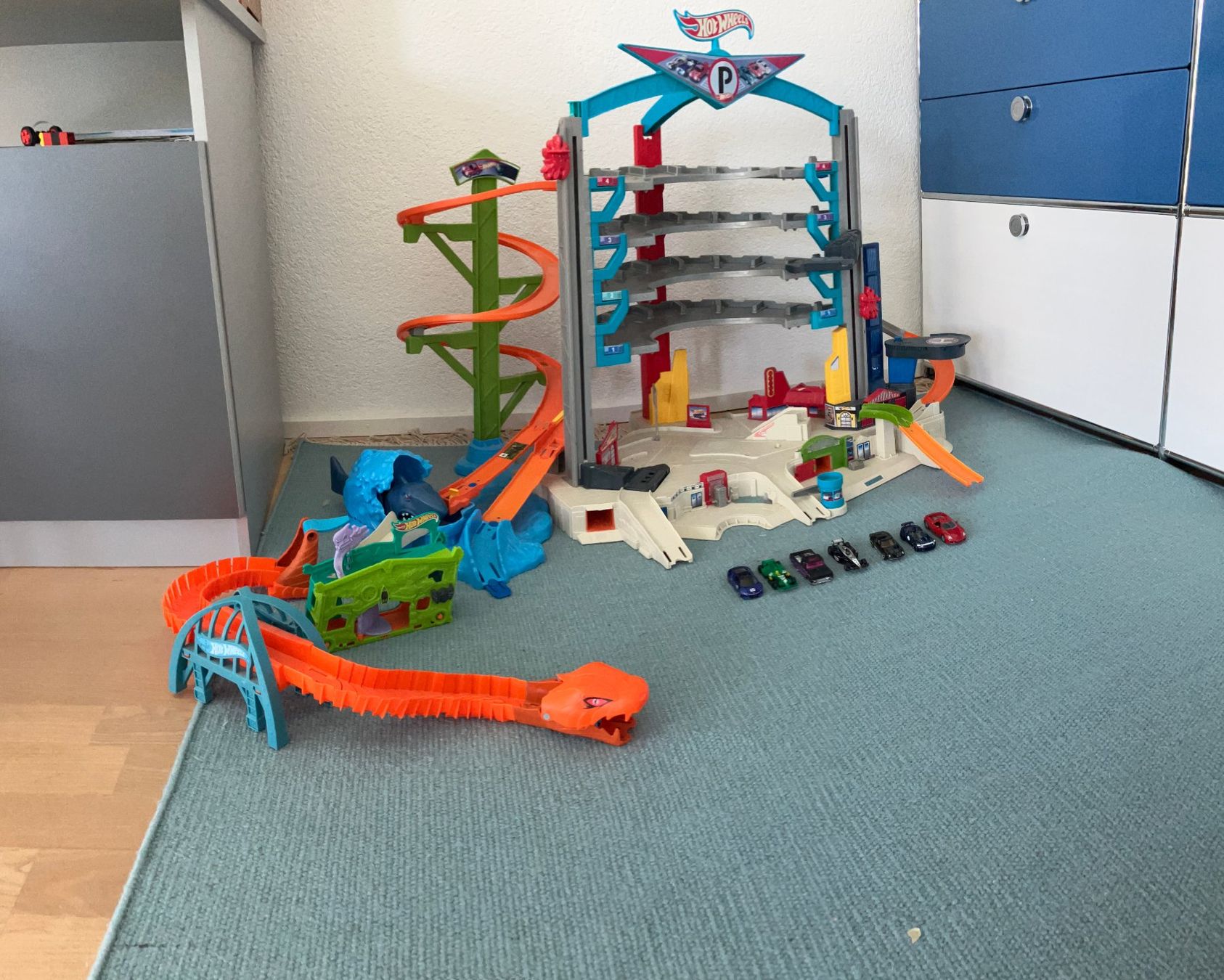 Spielzeuge: Hotwheels Sets – Gebraucht aus Uster von ste_ym2h 5
