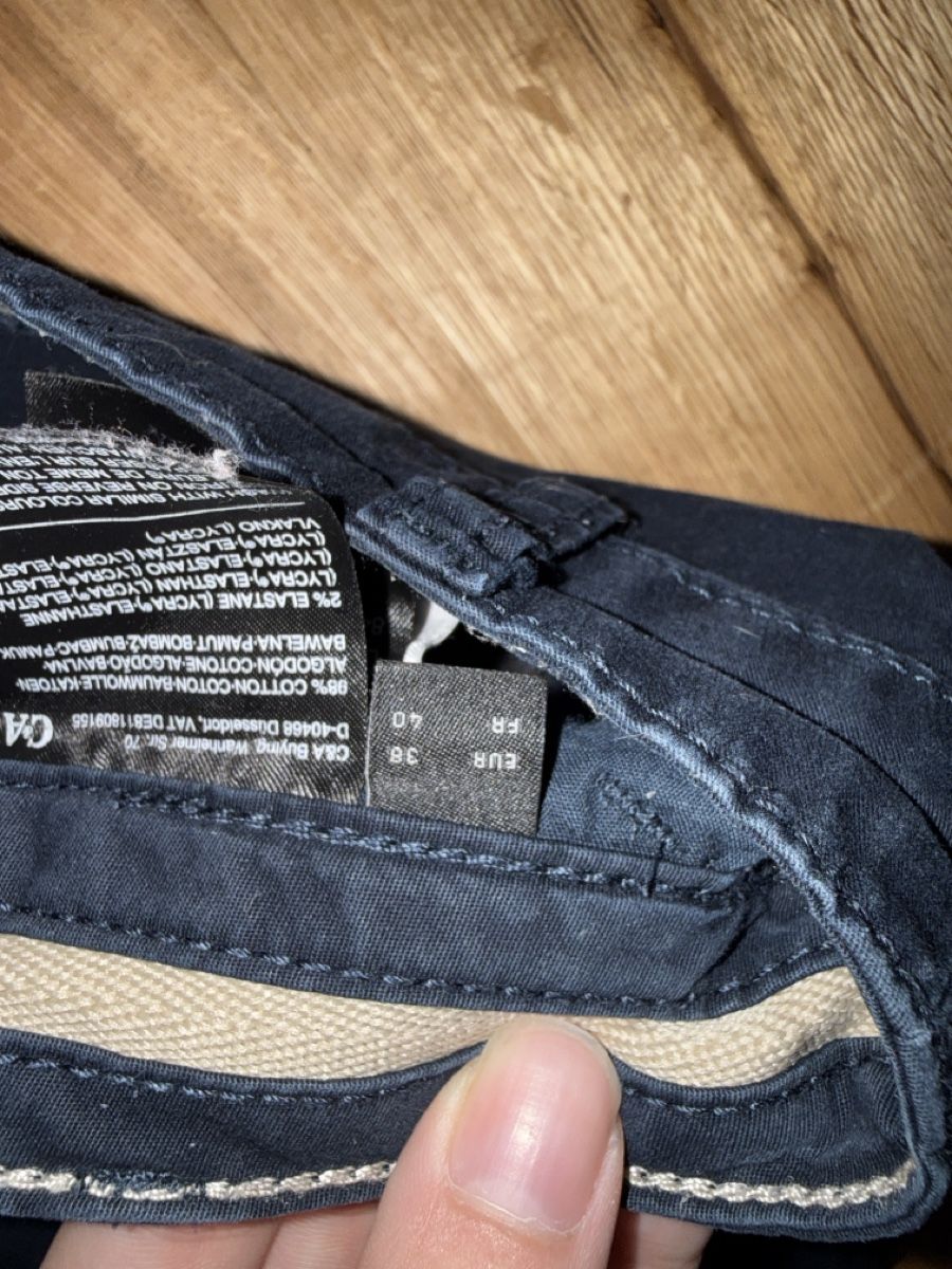 Pantalons: Chino Hose Grösse 38 – D'occasion à Hüttwilen par sar_8gj7 1
