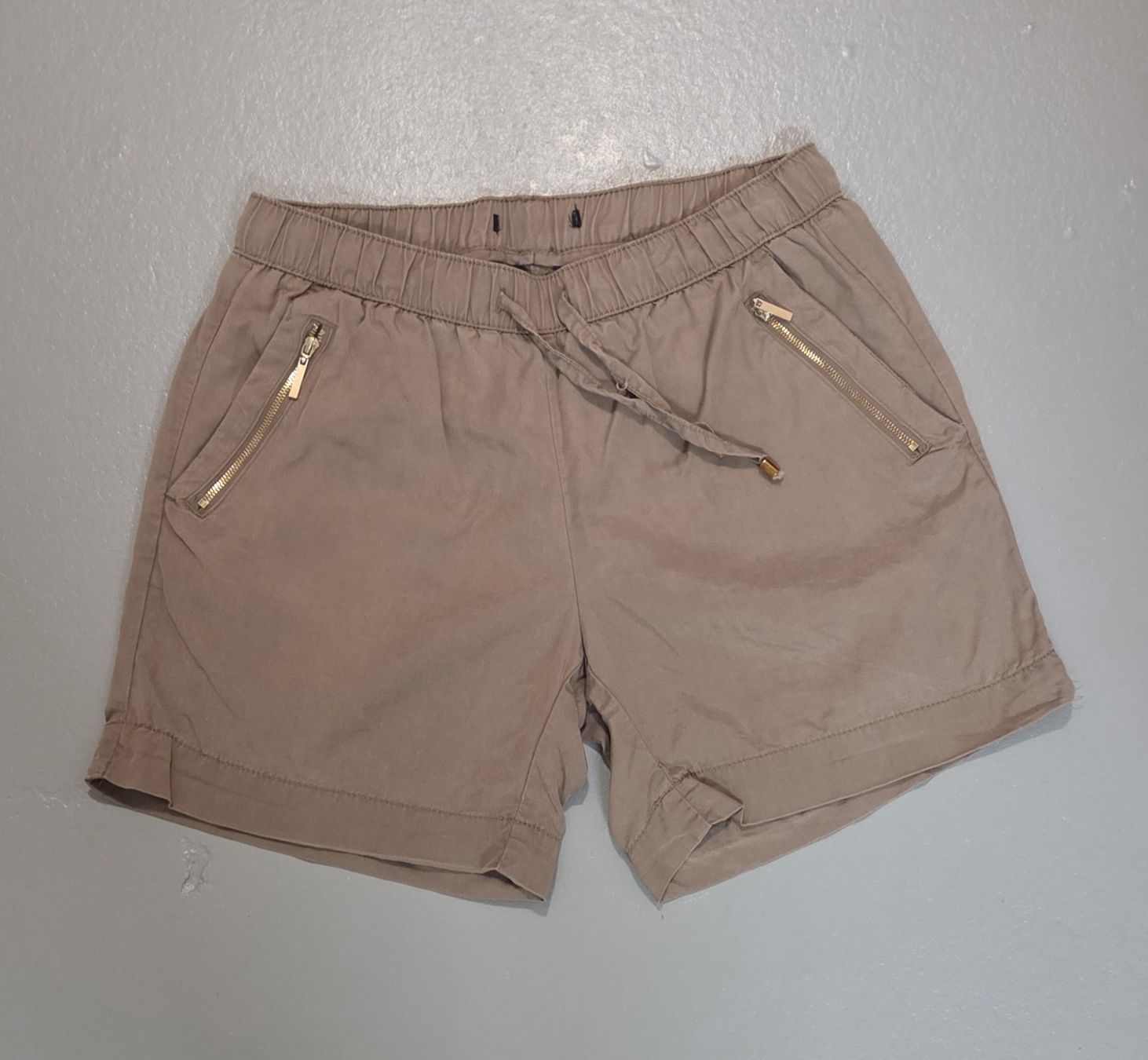Hosen: Kurze Hose beige Grösse M  – Gebraucht aus Ettingen von ssc_dsr2