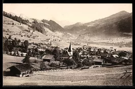 AK Zweisimmen, Ortsansicht mit Kirche und Bergen