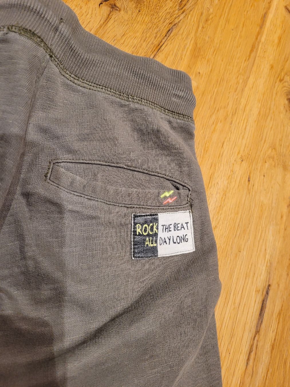 Hosen: 110 - Grösse, Shorts für Junge – Gebraucht aus Nottwil von echtMOMO 4