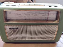 Radio portable Philips vintage couleur verte rare
