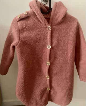 Manteau d'hiver rose poudré avec capuche, Taille 6 ans
