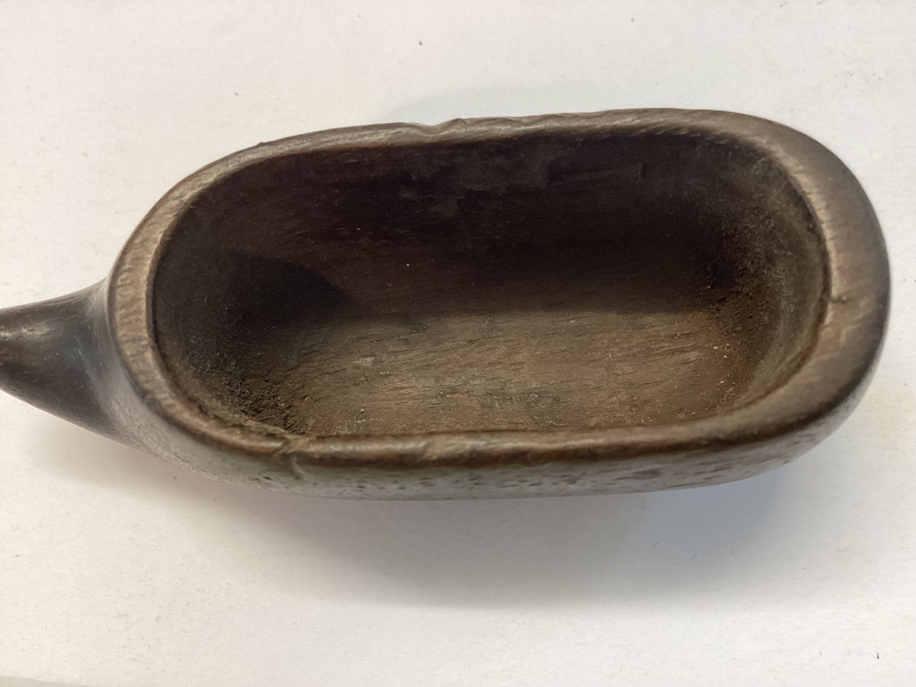 Tabacchi: Antike Tabak Dose,  Holz in Form eines Schuhes – Usato da Eglisau venduto da mar_5rn2 8