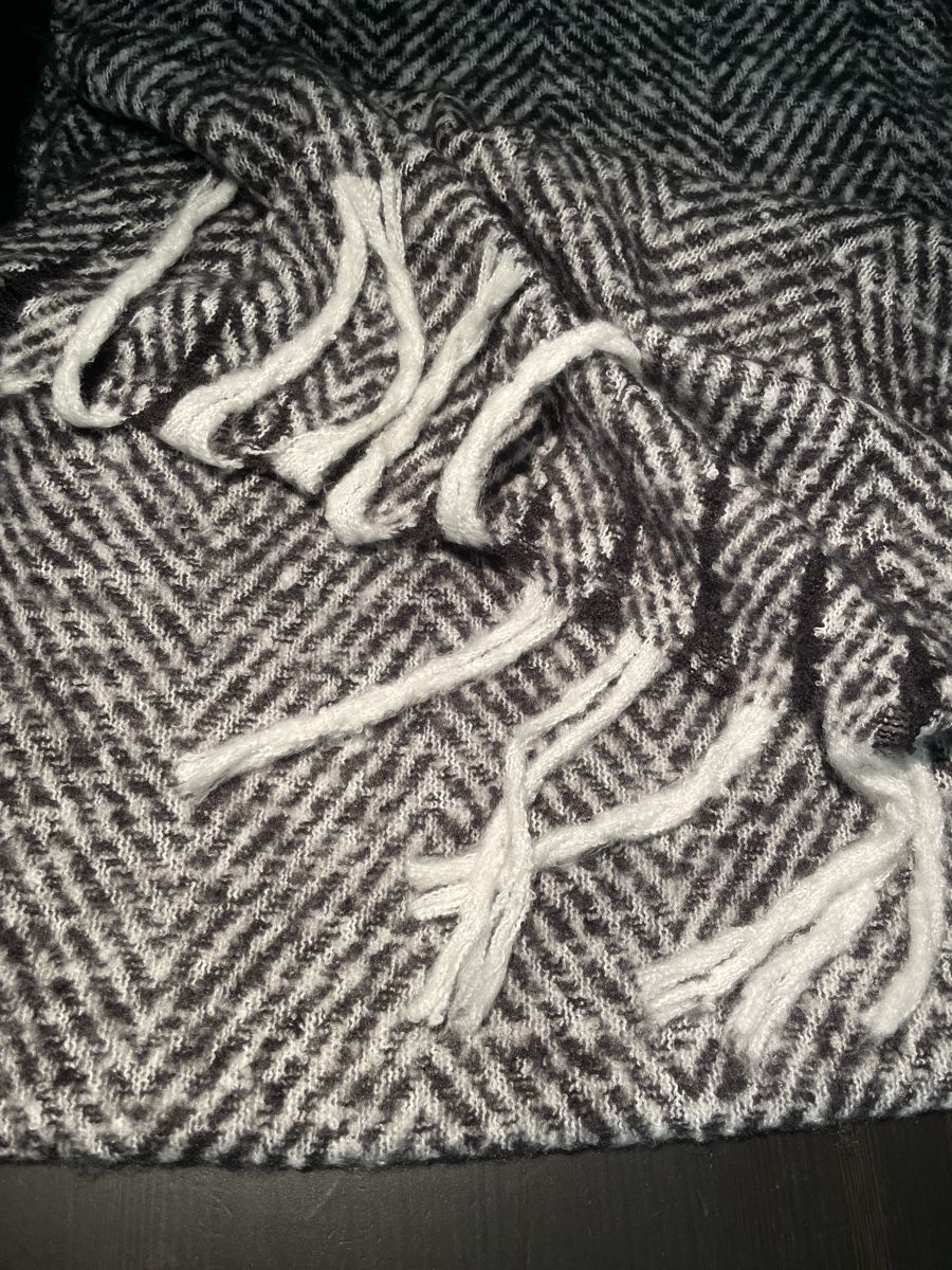 Foulard & Sciarpe: Schal warm – Usato da Büren an der Aare venduto da mii_57vx 1