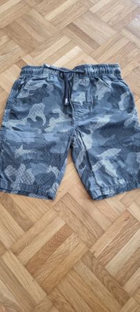 Kurze Hose Gr.104