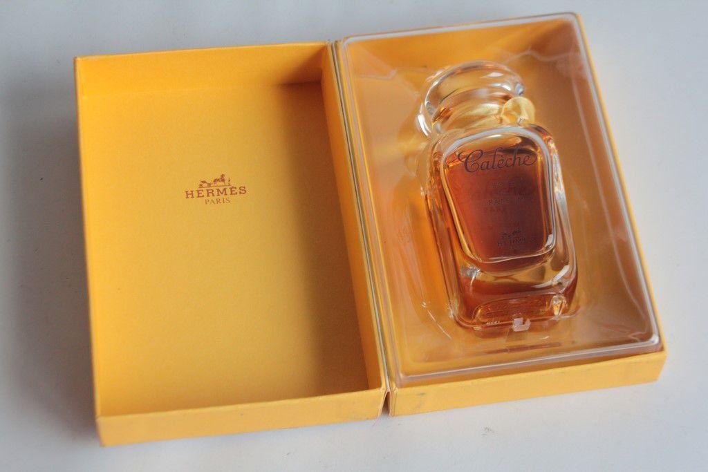 Hermès Profumi & Eau de Toilette: HERMES Soie de parfum Calèche 50 ml – Usato da Vandoeuvres venduto da Dom-Tom 2