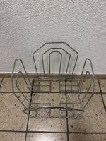 Zeitungsständer aus Metall