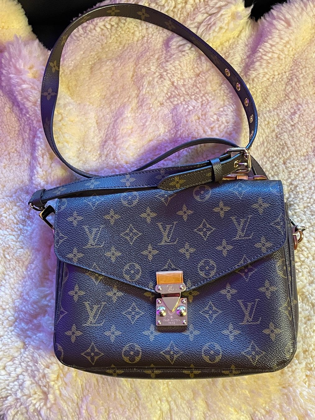 Louis Vuitton Borse da donna: Original Louis Vuitton METIS POCHETTE MONOGRAM CANVAS – Usato da Basel venduto da tigerchen60