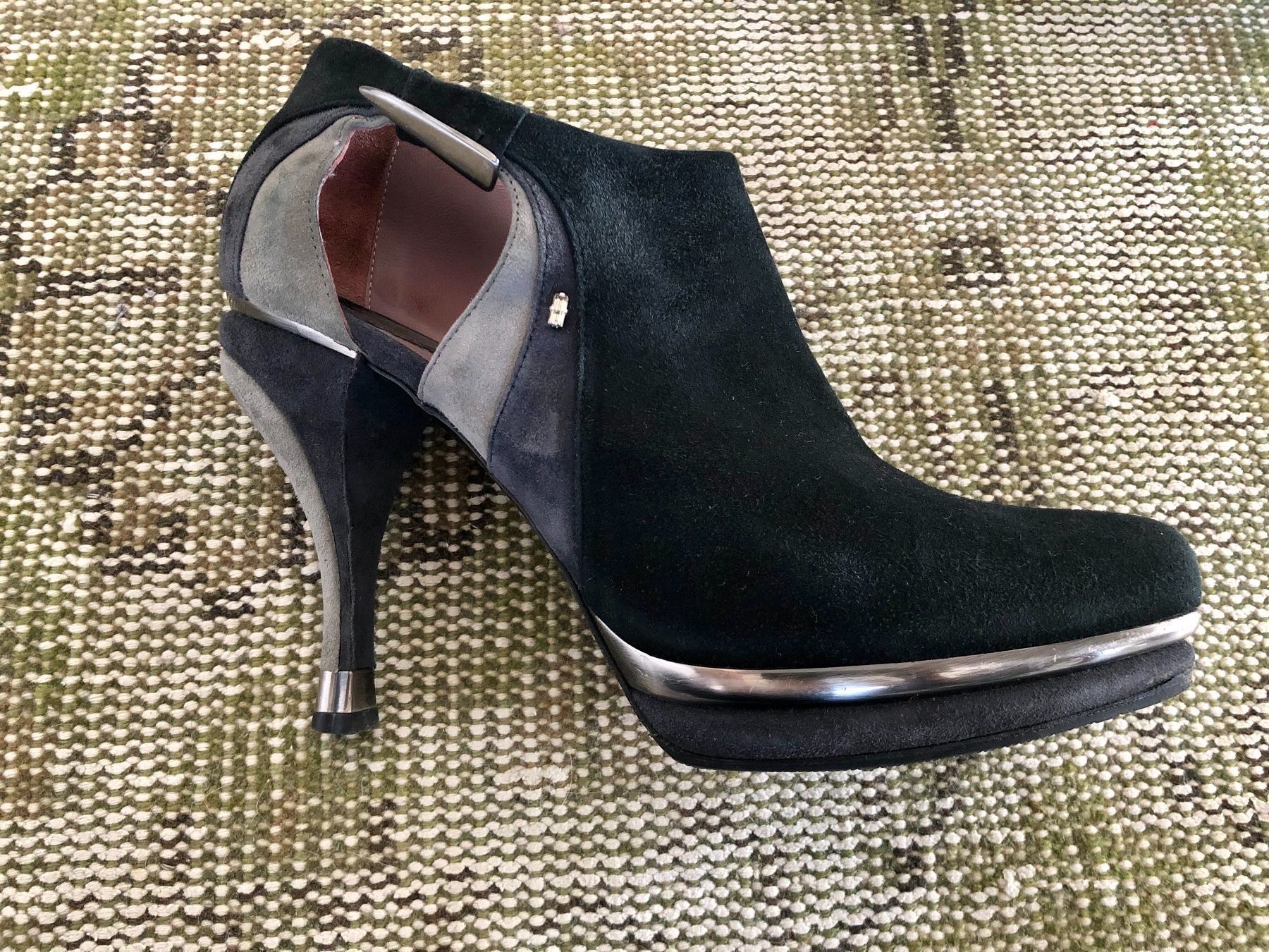 Max Mara Scarpe da donna: Sportmax Pumps, Wildleder schwarz – Usato da Nürensdorf venduto da Magoo 1