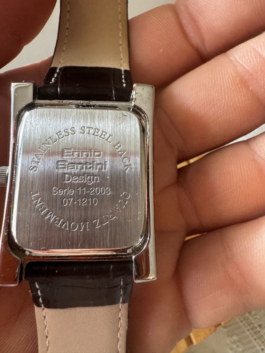 Montres: Ennic Santini Quartz Watch Rectangular Case Used – D'occasion à Gerlafingen par naj_vj8s 2