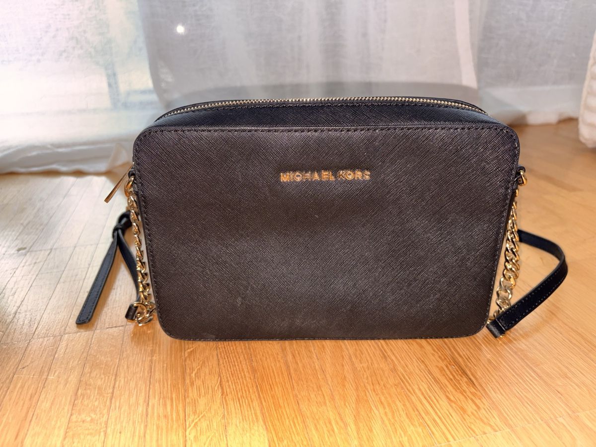Michael Kors Borse da donna: Michael Kors Handtasche Schwarz – Usato da Winterthur venduto da Davidloetscher