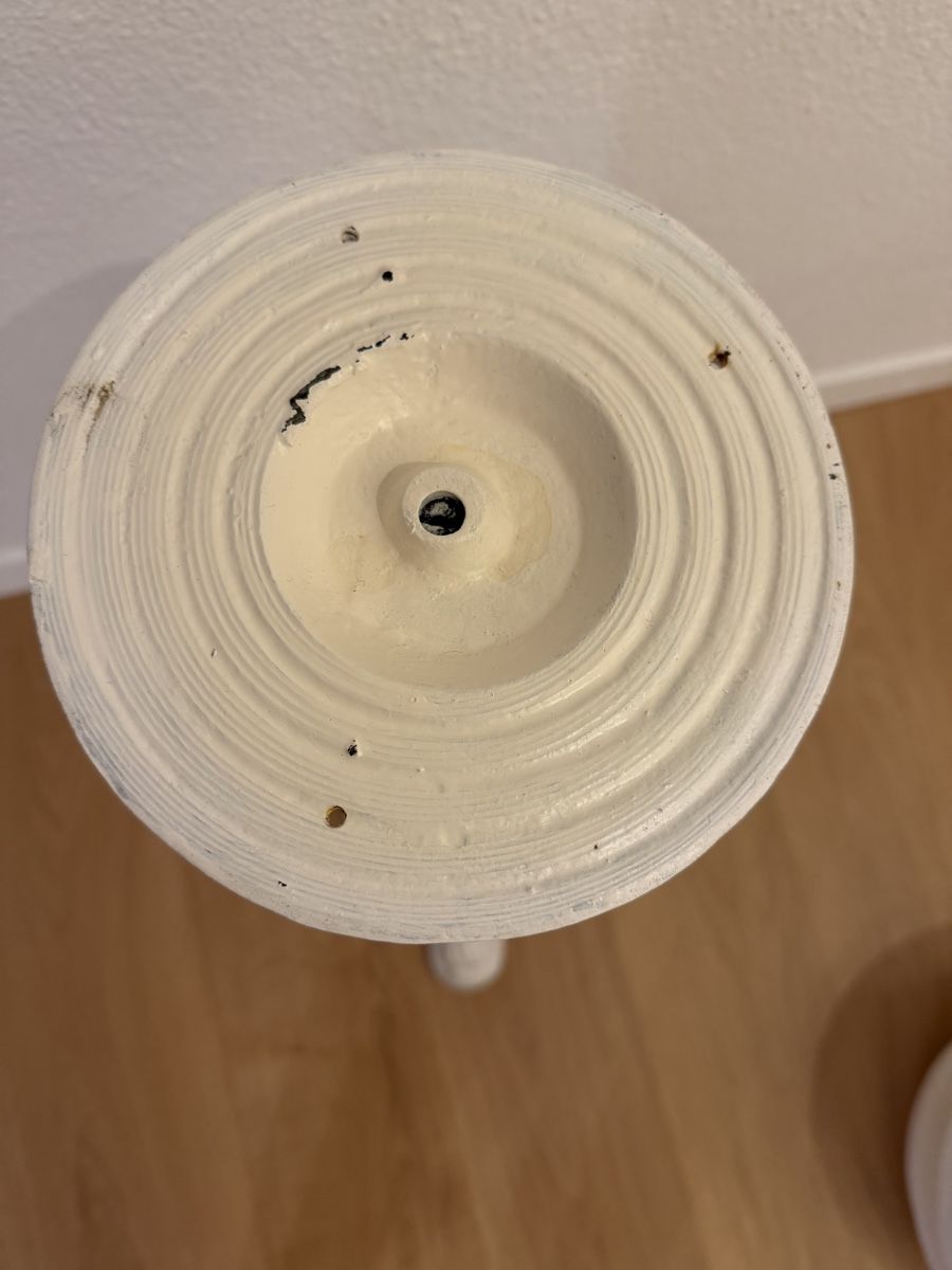 Sonstiges Mobiliar: Tischfuss Eisenguss weiss – Gebraucht aus Gunten von starfish3 4