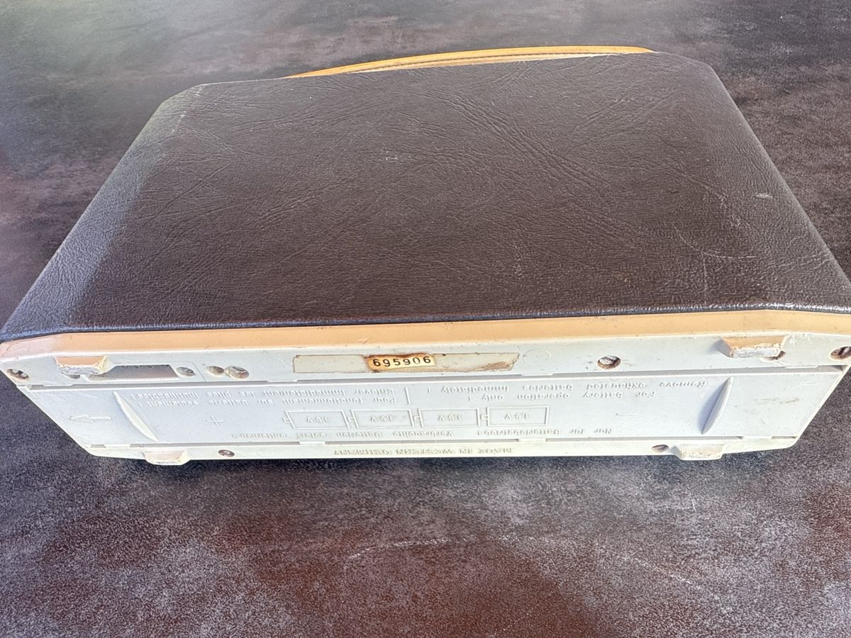 Radio: Vintage Radio – Usato da Horriwil venduto da Carrera68 4