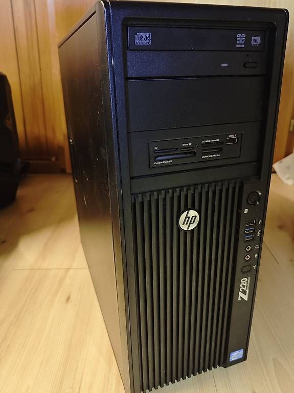 PCs: HP Z220 Workstation – D'occasion à Neuenkirch par Metal_666