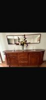 Grand buffet en bois massif Style classique sculpté