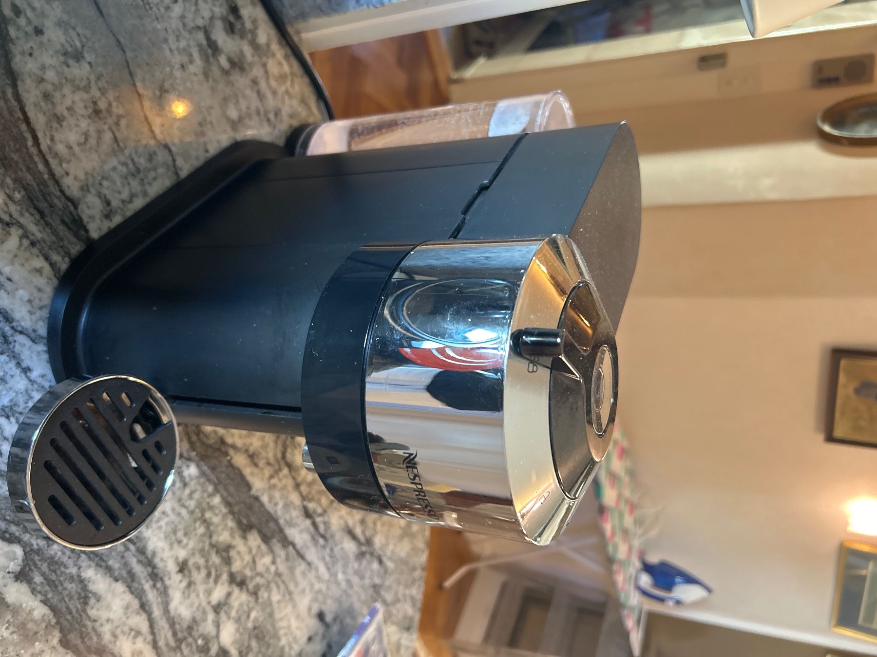 Nespresso Macchine per caffè & Macchine per espresso: Nespresso Vertuo – Usato da Genève venduto da ion_xr9g 2