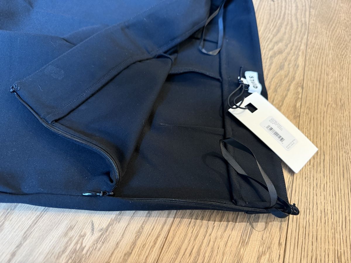 Pantaloni: Capri pants, Staud – Nuovo e nell'imballaggio originale da Bäch SZ venduto da jfog 2