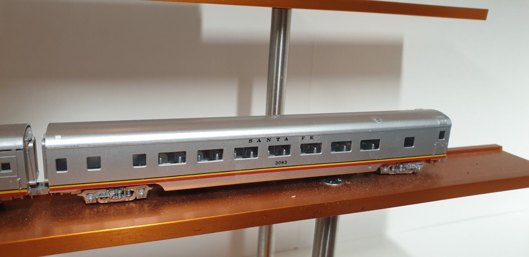 Modellini di ferrovie: Con-Cor Spur N Santa Fe Wagen-Set 5x – Usato da Neuenhof venduto da ludovicco 3