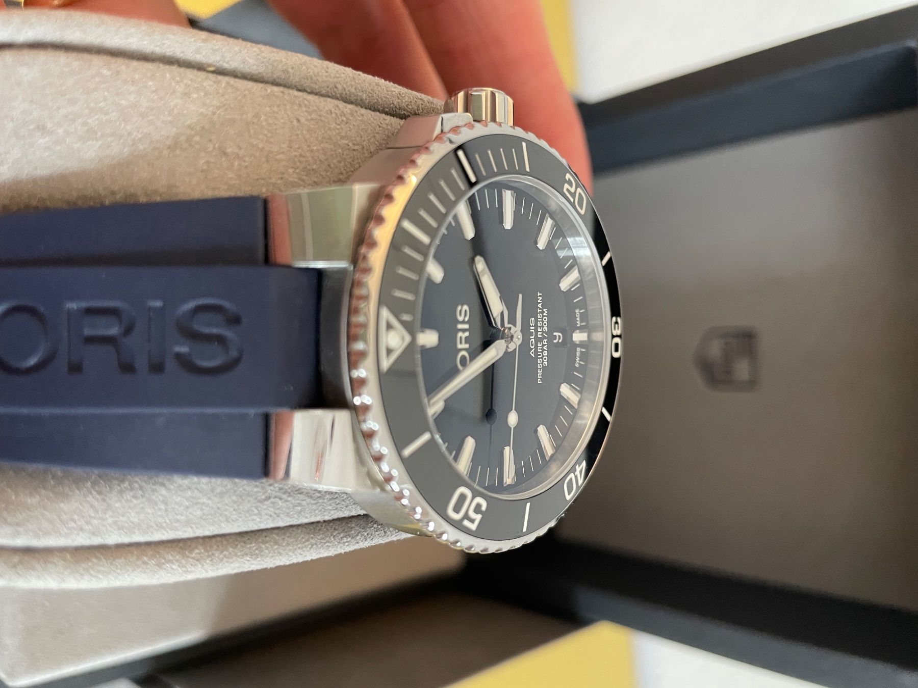 Oris Uhren: Oris Aquis Date – Gebraucht aus Zürich von Dr.Marfan 4