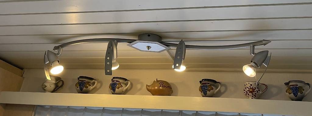 Lustres & lampes de plafonds: Deckenlampe mit 4 Spots – D'occasion à Reinach BL par mar_gb72