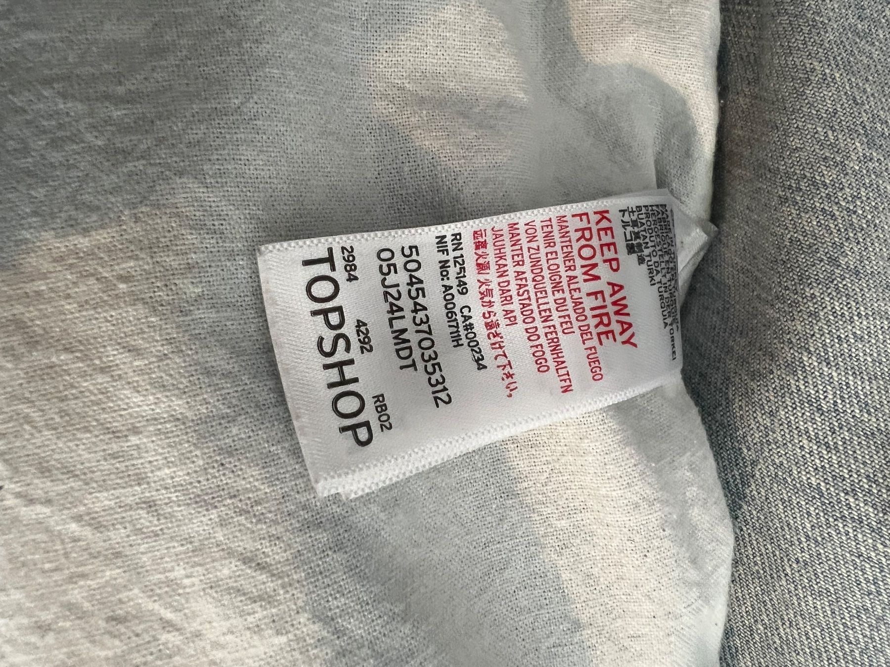 Topshop Giacche: Jeansjacke TOPSHOP – Usato da Widnau venduto da Lara___. 2