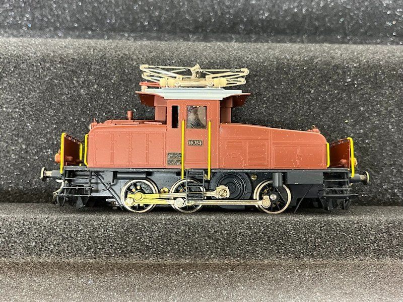 Metropolitan Modellini di ferrovie: SBB Ee 3/3 Metropolitan DC – Usato da Büsserach venduto da ModellbahnDepot 4
