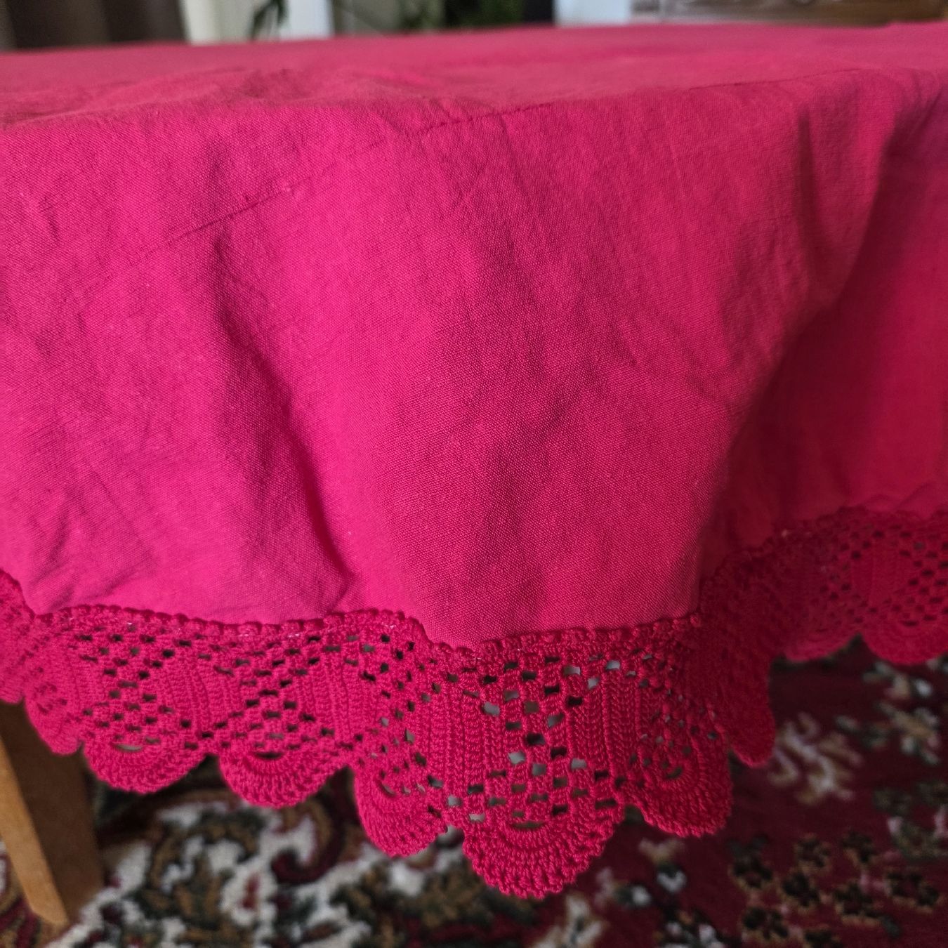 Tessuti: Runder Tischdecke pink mit gehäkelter Borte Baumwolle – Usato da Rheinsulz venduto da Gilea 2