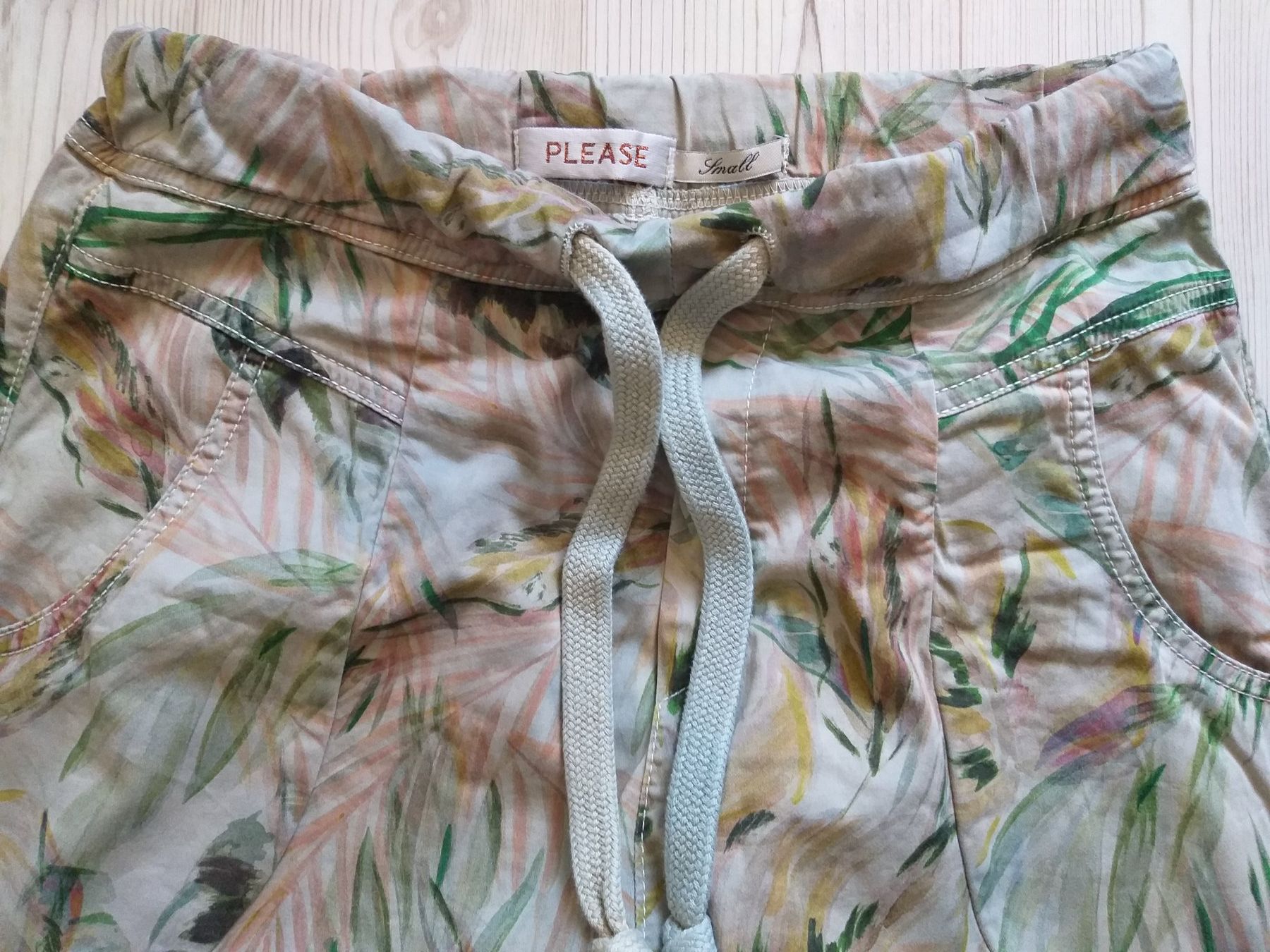 Please Jeans Pantaloni: PLEASE Pantalon / Hose taille / Grosse S – Usato da Cossonay-ville venduto da Super-Price-Quality 1