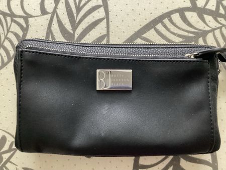 Betty Jackson Black Tasche schwarz Leder NEU
