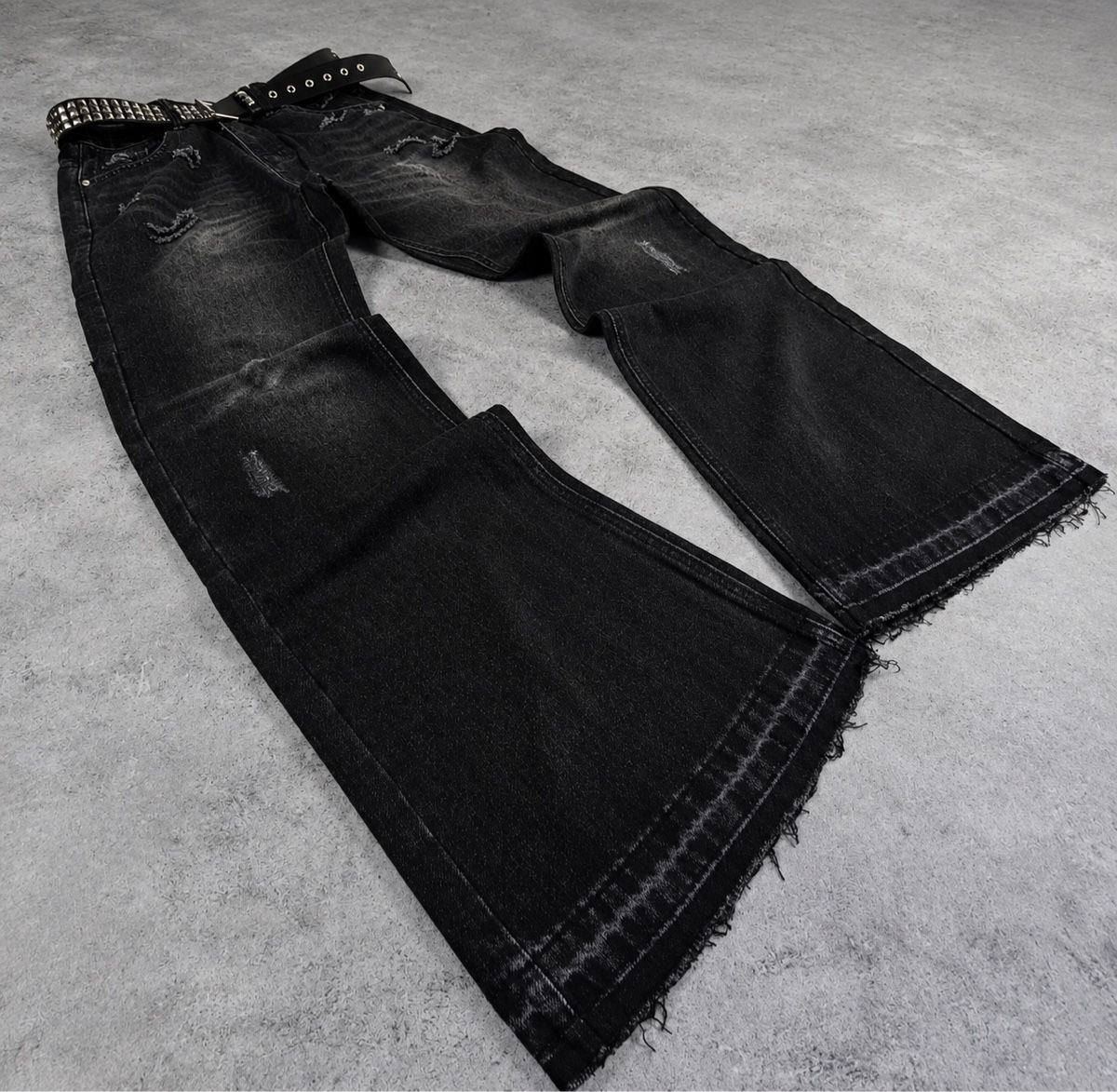 Jeans: Flared Jeans Bootcut Distressed – Nuovo e nell'imballaggio originale da Zofingen venduto da oneles_tar2k 3