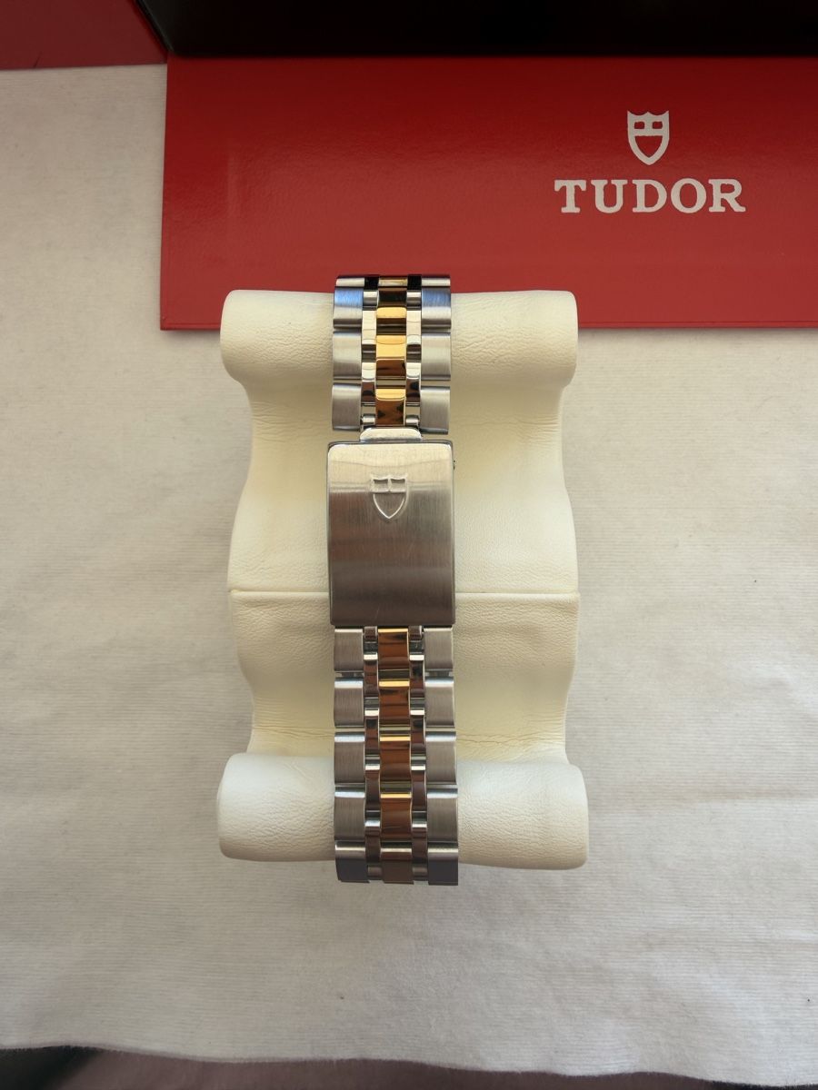 Tudor Montres: Tudor classic Day-Date 41mm – D'occasion à Le Sentier par Emmeri_00MontresEco 3