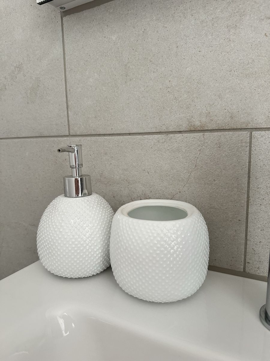 Portasapone: Schickes Badezimmer-Set von Zara Home – Usato da Küsnacht ZH venduto da adr_669g