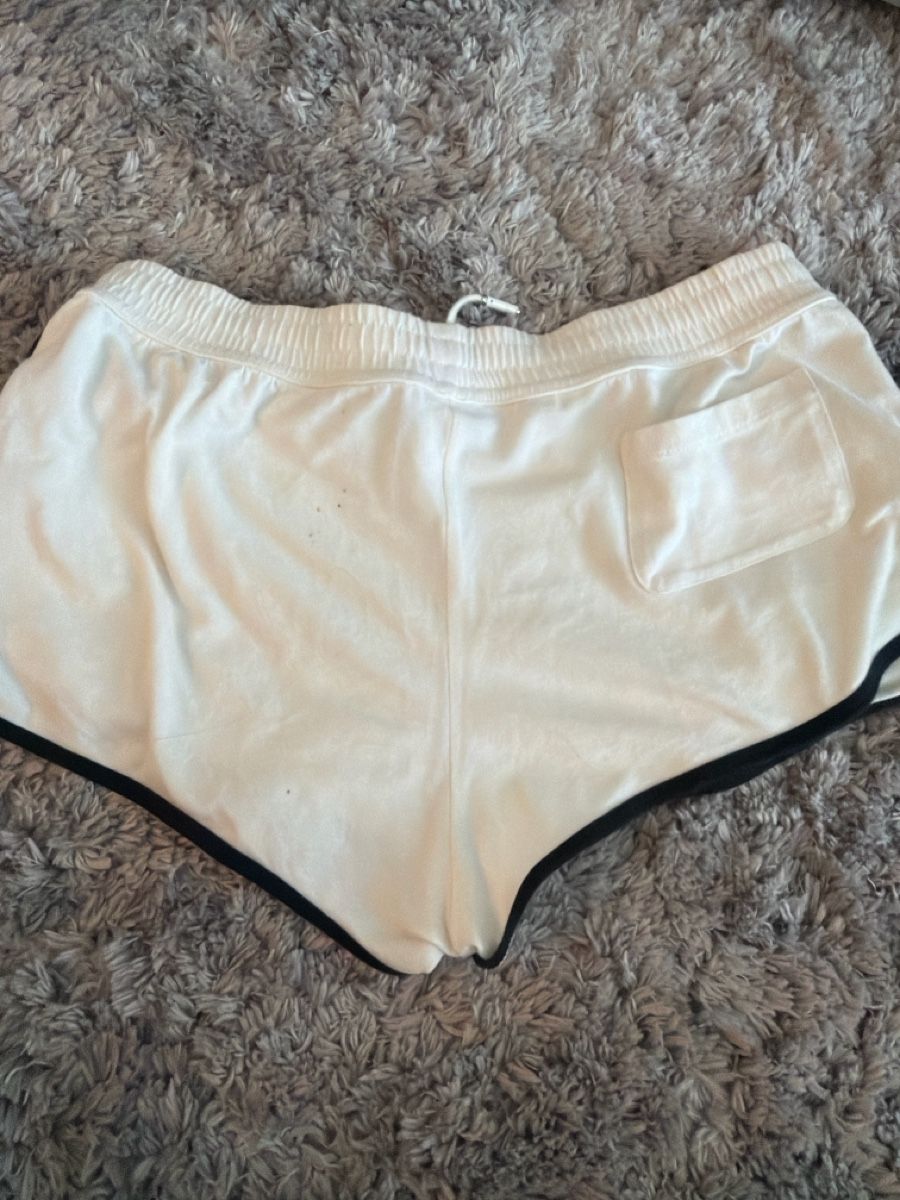 Dolce & Gabbana Pantaloni: Shorts – Usato da Zürich venduto da lcl_r88r 2