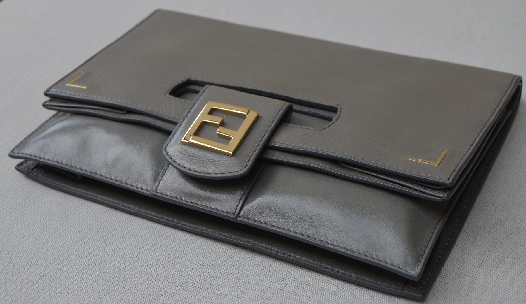 Fendi Taschen für Damen: Fendi Tasche / Sac / Pochette – Gebraucht aus Collonges von Auganien 4