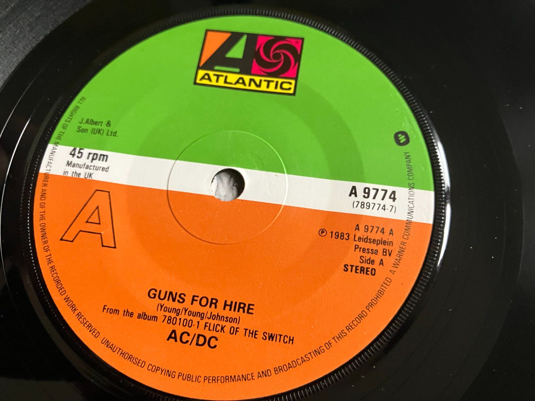 Dischi in vinile: AC/DC – Usato da Aarwangen venduto da Jukebox3 4