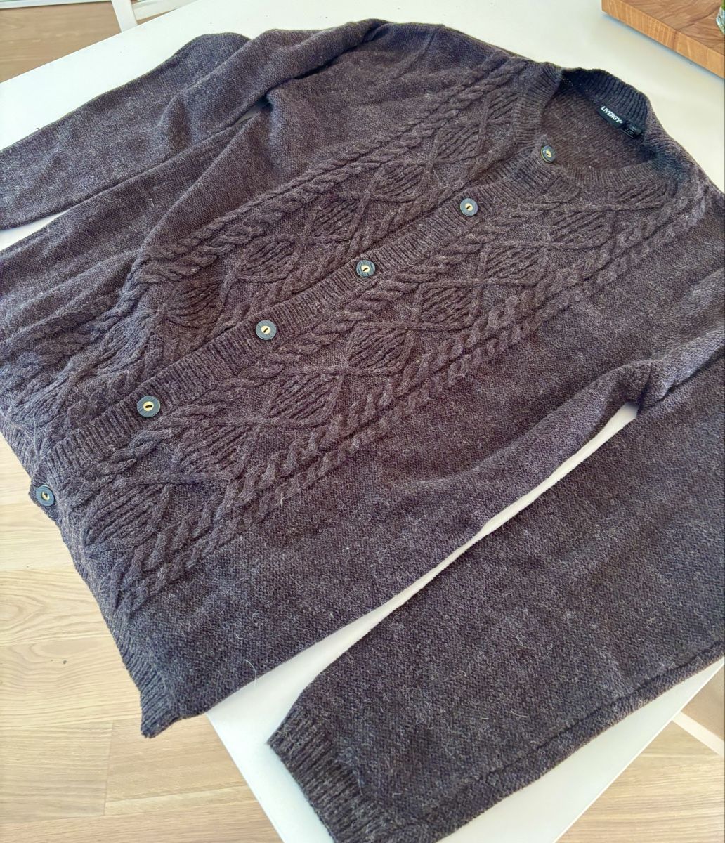 Vestes: Oktoberfest, Strickjacke, Strickpullover – D'occasion à Flaach par Banane1977blau